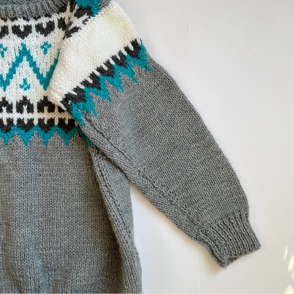 Vintage Hand-knit Wool Sweater - Picture 7 of 8